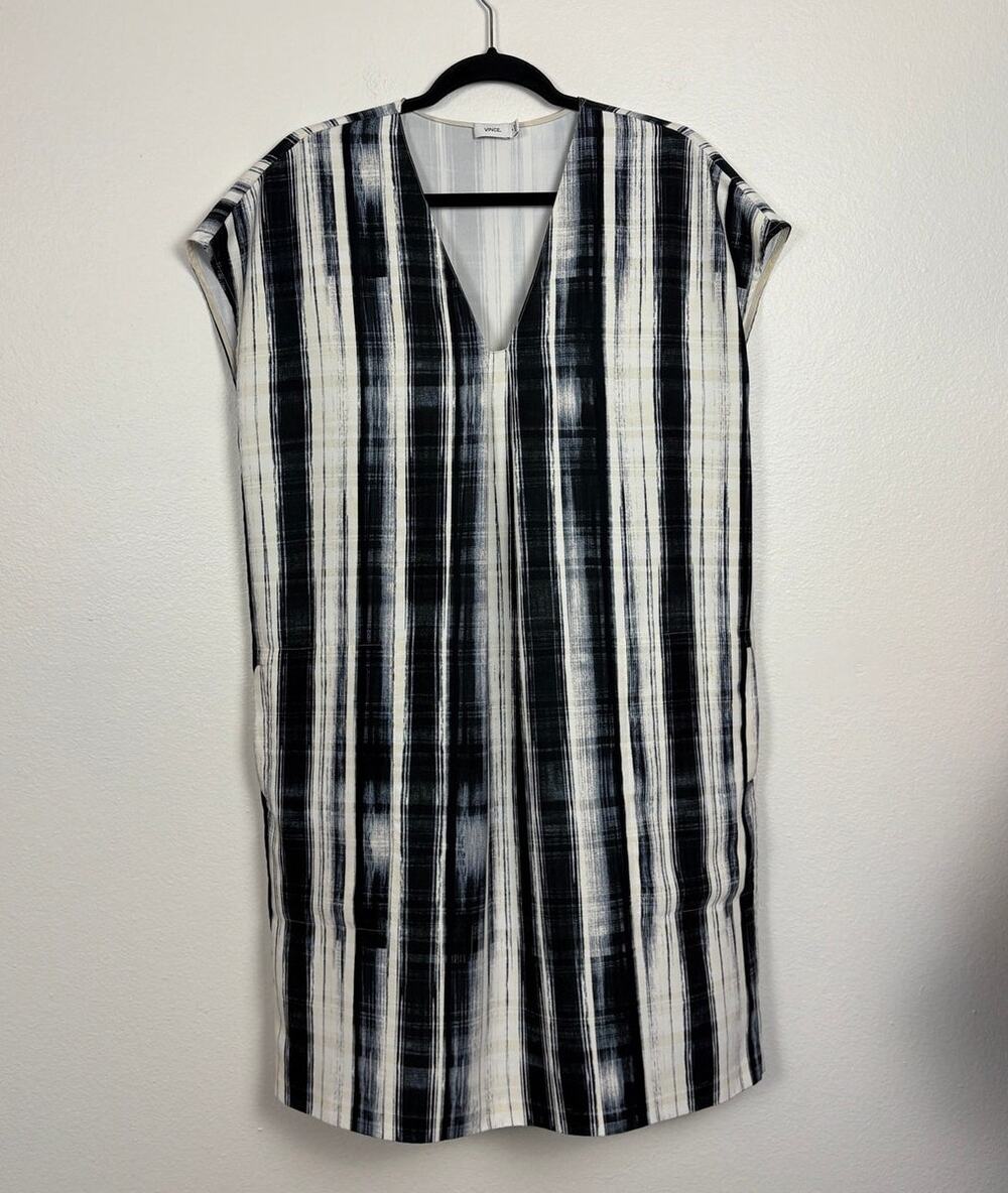 Vince V Neck Tunic Style Abstract Stripe Streak Dress Medium